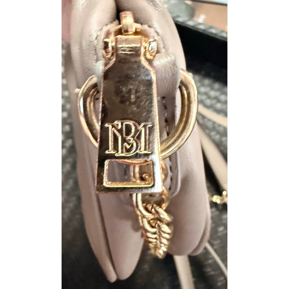 Badgley Mischka Quilted Taupe Crossbody Bag Gold Chain Beige Purse - Picture 11 of 14